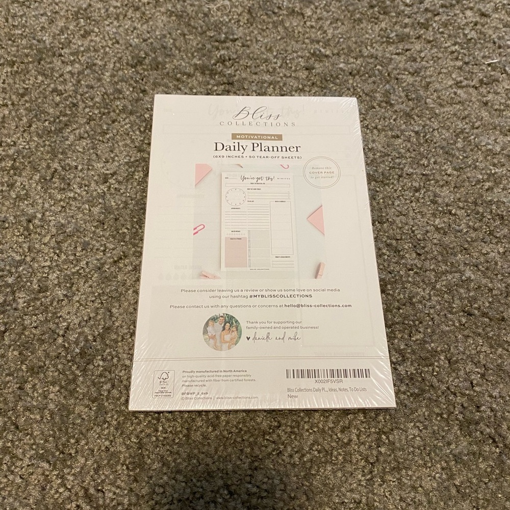 Bliss Collections Daily Planner (6x9inches, 50 tear-off sheets)